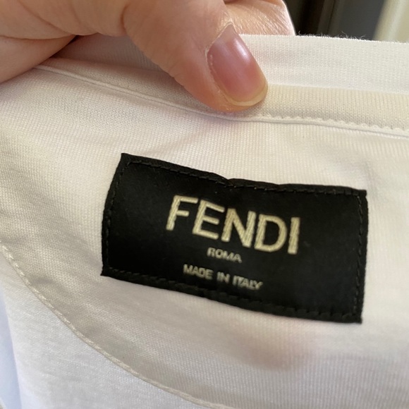 Sold Fendi tee - Picture 3 of 4